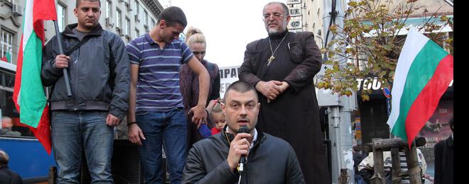 Бареков окупира украинското посолство и праща хора в Киев