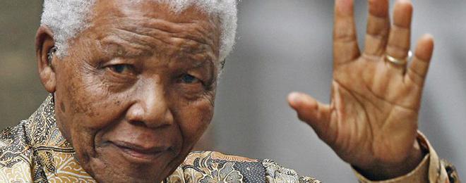 Нелсън Мандела си отиде на 95