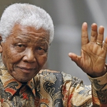 Нелсън Мандела си отиде на 95
