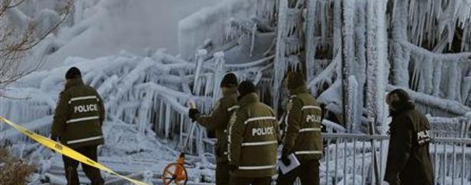 5 жертви и 30 затрупани под старчески дом в Канада