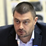 Бареков: Като виждам бедните – плача