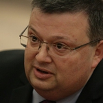 Цацаров поиска имунитета на Сидеров