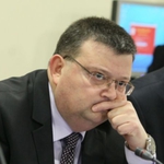 Цацаров уволни шефовете в следствието