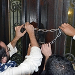 Не-ранобудни студенти искат оставки с нова окупация на СУ  