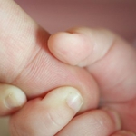 Добричлии се срещат с 22-годишната самотна майка. Общината пое случая й