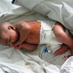 Майката осолила бебето си: Не спазвайте традициите