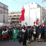Протестът за Куршум джамия се превърна в бойно поле