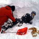 5 часа спасяваха от смъртта инструктор и негов клиент в Банско