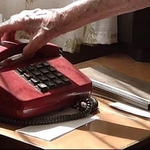 Бандити измъкнаха от пенсионерка почти 1500 лв. с измама по жицата