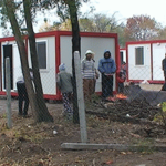 Бежанци тормозят с*ксуално жени и деца в Харманли