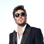 Миро събра влюбени двойки в Добрич за първото издание на „Наистина любов”