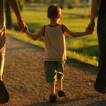 Осиновители се отказват от деца заради тежкия им пубертет