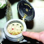 ВиК изнася водомерите от жилищата в общо табло