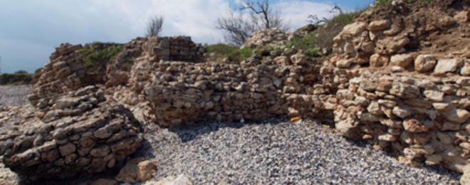 Морето поглъща древна крепост край Шабла 