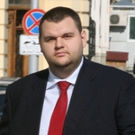 ДПС предложи Делян Пеевски за евродепутат и разсърди ДАНСwithme 300