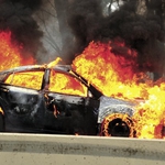 „Форд” и „БМВ” горяха в Добрич тази нощ