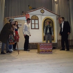 Гледаме младите актьори на Добрич в “Хитрака сврака с двата крака” довечера