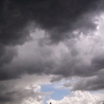 Хлад и облаци в сряда