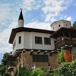 Италианци ще реставрират „Двореца”, японци снимат филм за него