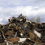 Крадци предадоха за скрап 35 метра от оградата на училище в Добрич