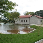 Румънски художници откриха изложба в Шабла за християнските празници