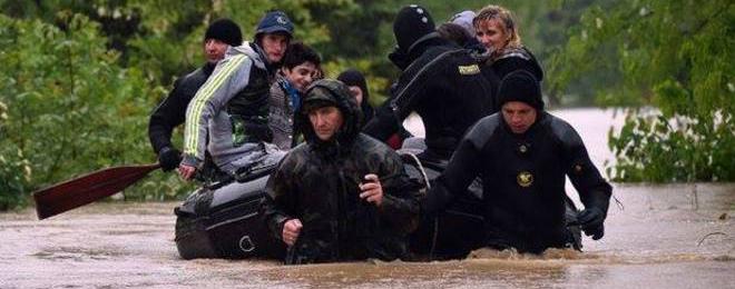 Десетки загинаха в Сърбия и Босна в библейски потоп (снимки)