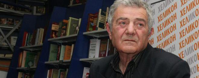 Стефан Цанев в Добрич: Политиците действат разрушително върху езика на цялата нация