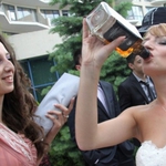 Абитуриентите от две добрички гимназии вдигат наздравици в деня за размисъл