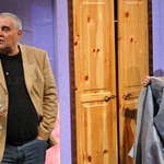 Актьор избухна в разгара на постановка в Добрич заради звънящия телефон на зрител