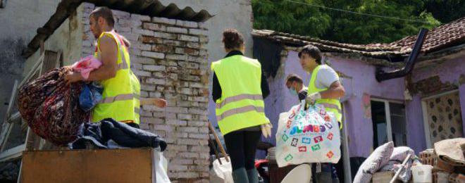 ЕСО дарява материали за 20 000 лв. на пострадалите в Добрич и Варна