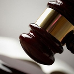 1000 лева глоба за директорка от Черна, подправяла оценките на осмокласник