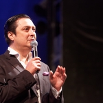 Джазменът Васил Петров стана №1 в близането на сладолед на Модната фиеста в Албена