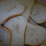 Добричлии се оплакват пред цяла България от „качествен” хляб и жълта вода