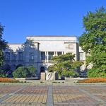 Големите Анри Кулев и Георги Чапкънов наградиха добричлия за „Алианц България”