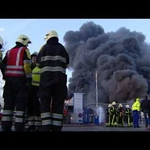 Поредица експлозии изпепелиха завод на „Шел” в Холандия