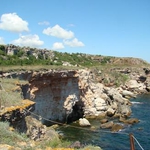 Реставрацията на „Яйлата” застрашава паметниците в крепостта от разрушаване