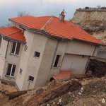Домове в капана на свлачищата 