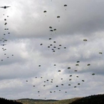 12 американски военни хеликоптера и 12 самолета С-130 на учение (СНИМКИ)