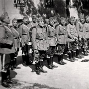 Духовата музика на Гвардейски на Н.В. конен полк преди заминаване за Варна на път към южна Добруджа, 16.09.1940 г.